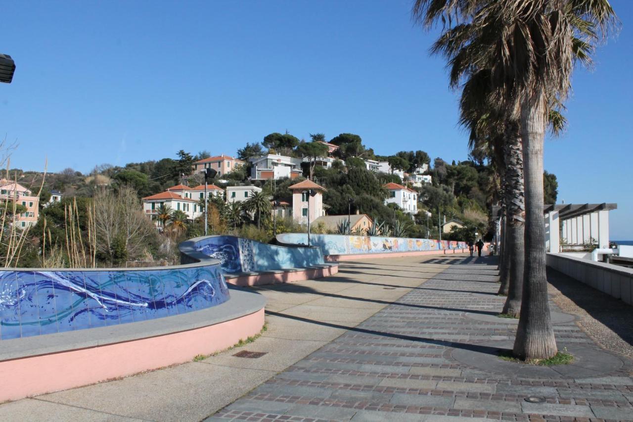 Il Mare In Piazza Leilighet Albisola Superiore Eksteriør bilde